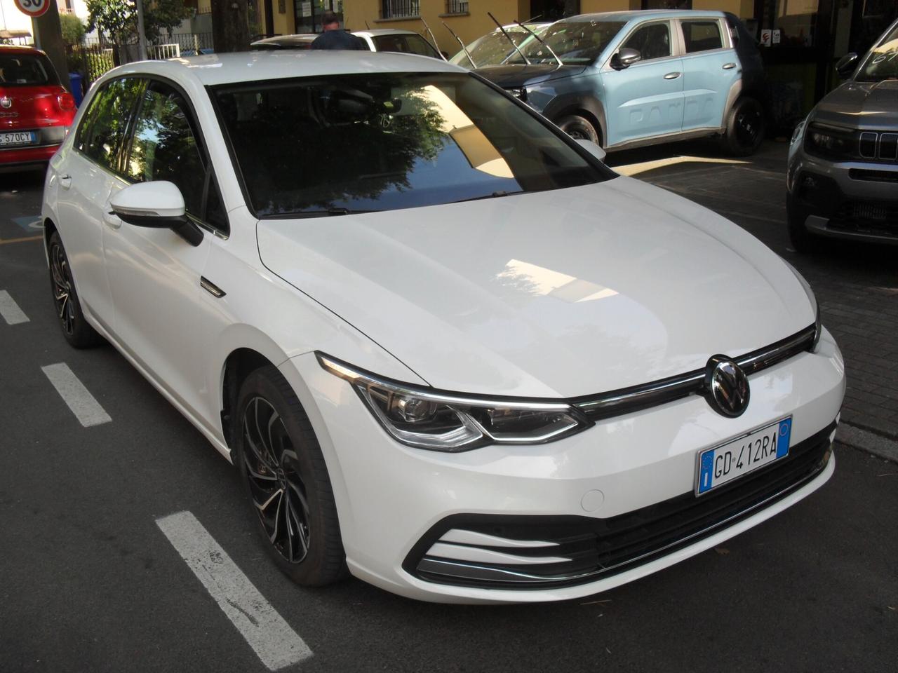 Volkswagen Golf 1.5 eTSI 130 CV EVO ACT DSG Style