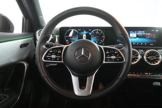 MERCEDES-BENZ A 180 A 180 d Automatic Progressive Advanced
