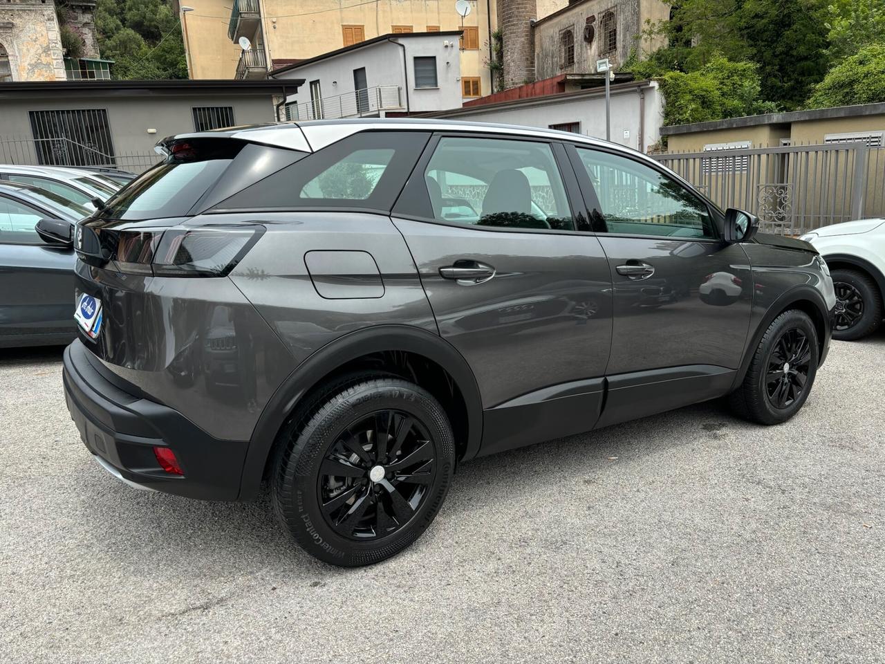 Peugeot 3008 BlueHDi RESTYLING 130 S&S EAT8 Allure MY 22 LED- MATIX