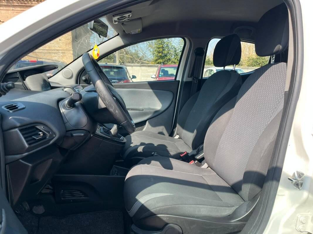 Lancia Ypsilon 1.2 Opening edition ecochic Gpl 69cv