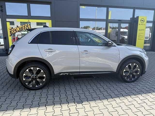 Fiat 600 Hybrid Hybrid 100 CV DCT MHEV La Prima