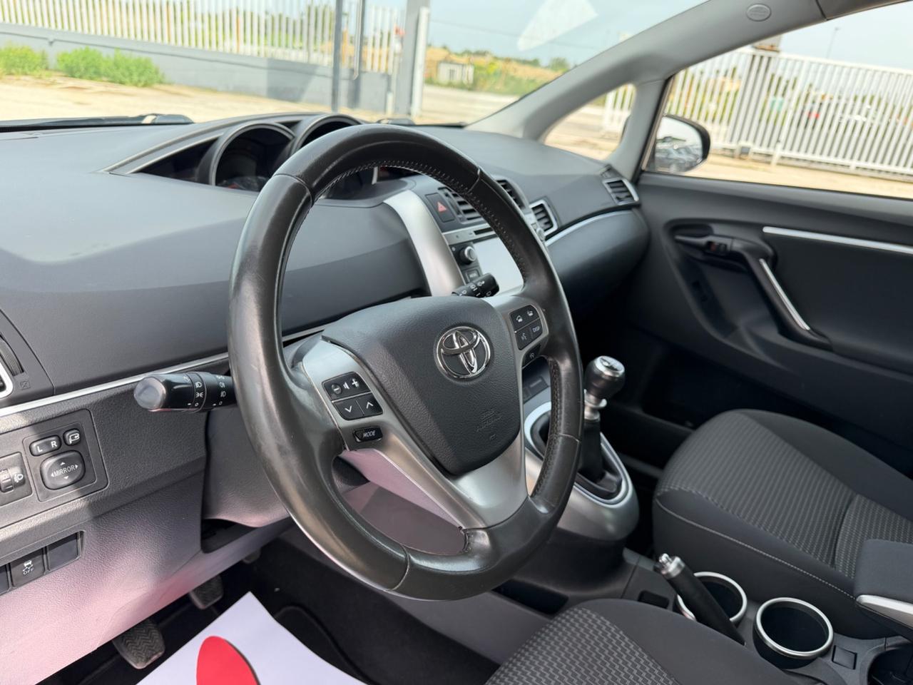 TOYOTA VERSO 1.6 D-4D 5POSTI FULL RETRO MY16