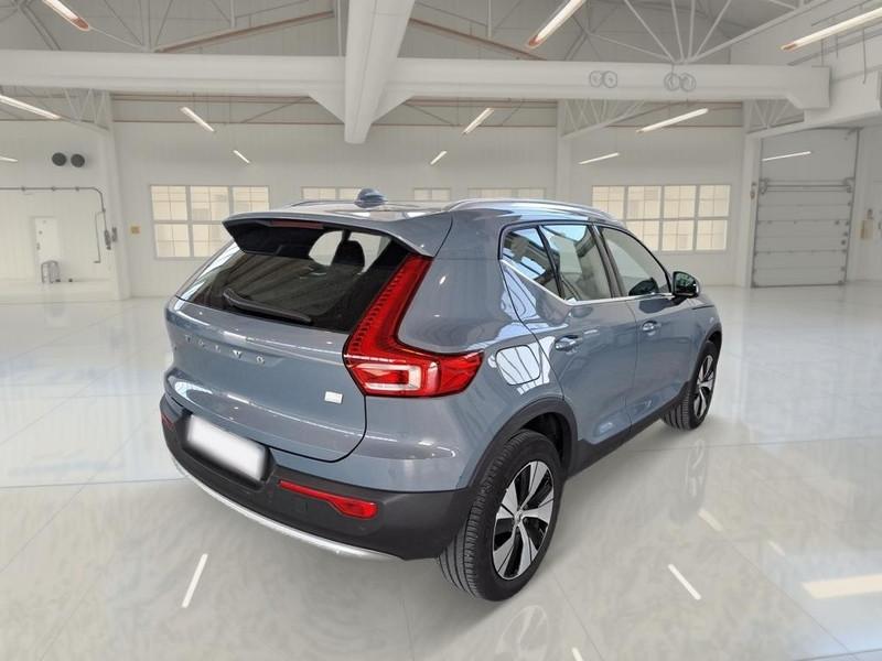 VOLVO XC40 T4 RECHARGE PLUG-IN AUTO CORE SUV