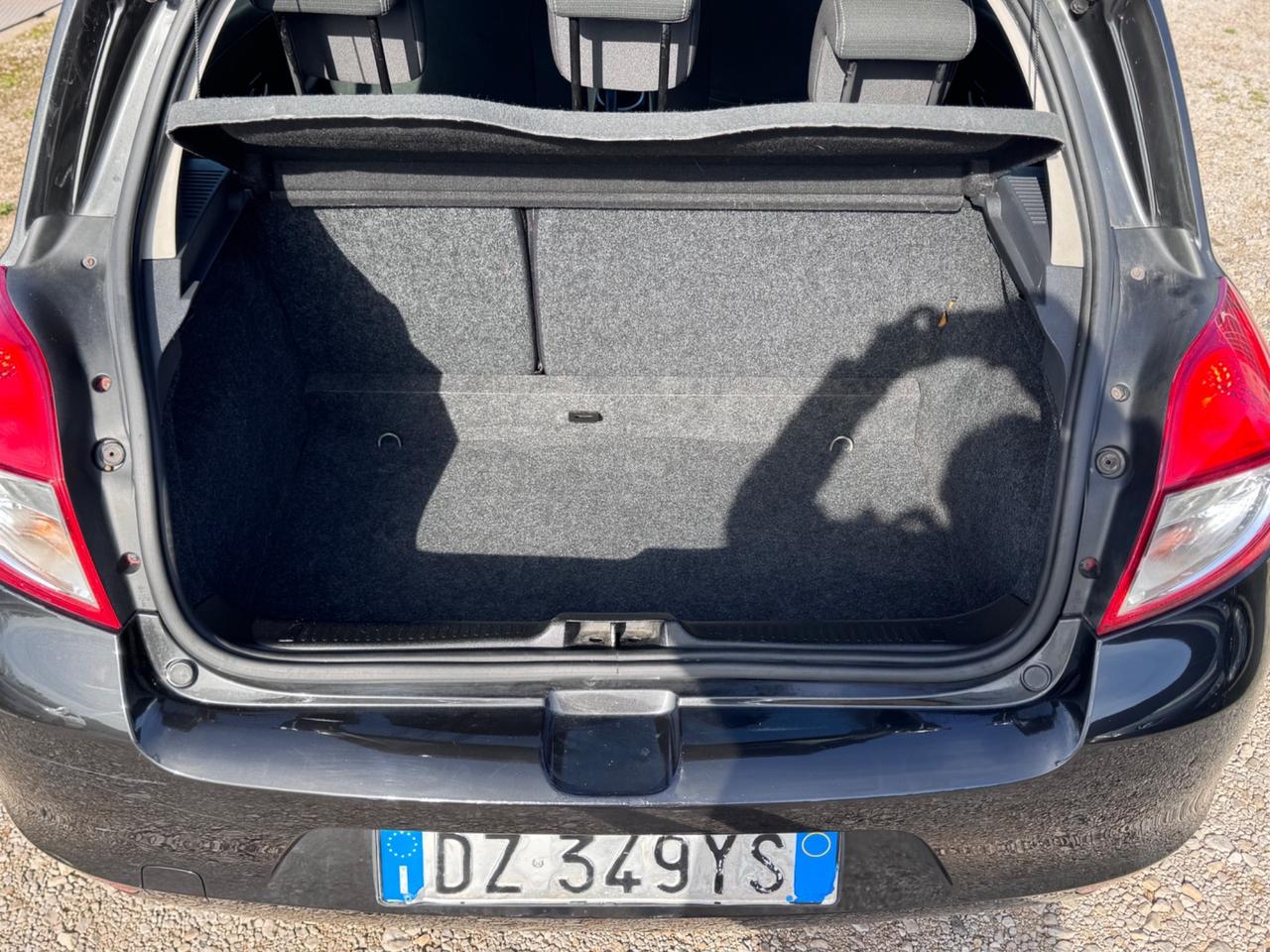 Renault Clio 1.2 GPL Benzina 75cv - Neopatentati 2010