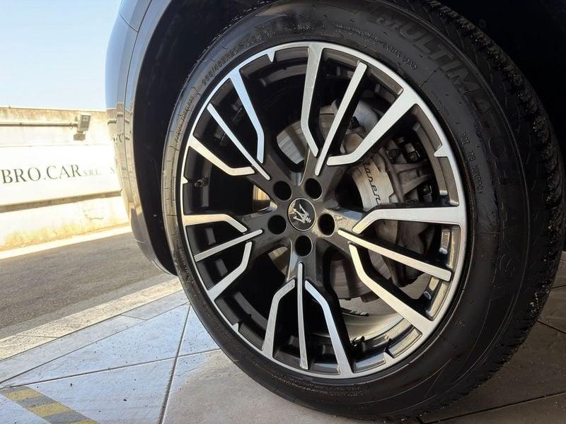 Maserati Grecale 2.0 300cv MHEV GT Q4 auto