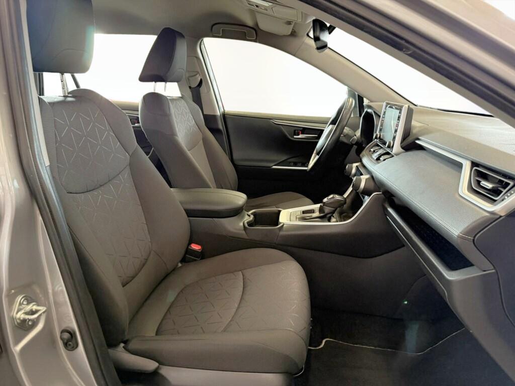 Toyota RAV4 2.5 VVT-iE Hybrid Business 2WD E-CVT