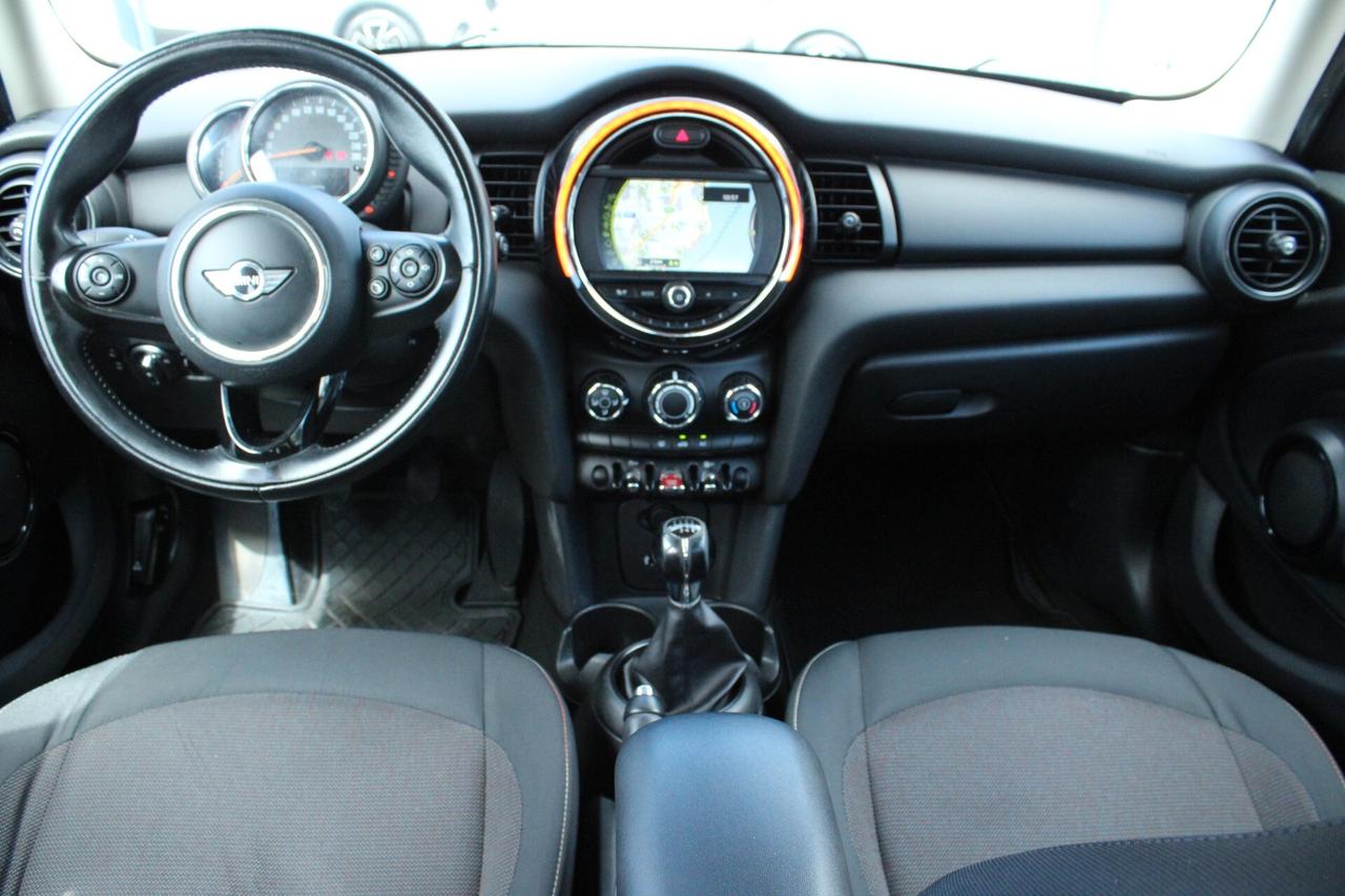 Mini 1.5 Cooper D 5 porte