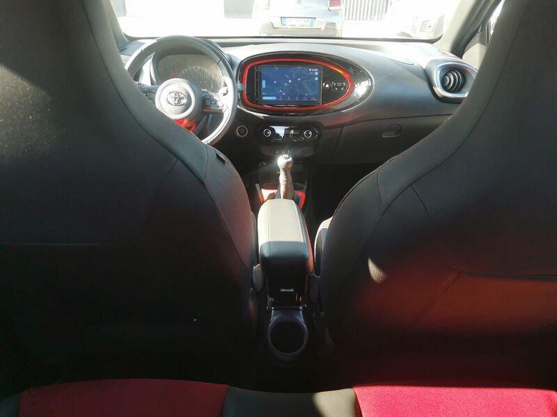 Toyota Aygo X 1.0 VVT-i 72 CV 5 porte Lounge Air