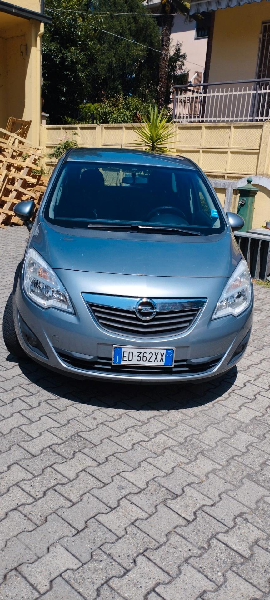 Opel Meriva 1.3 CDTI 95CV ecoFLEX Cosmo