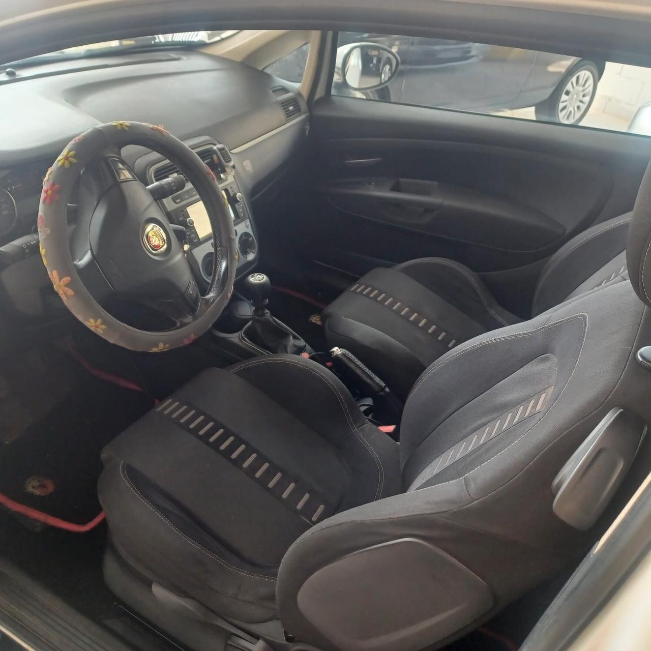 NEOPATENTATI GRANDE PUNTO 1.3MJTD 90CV