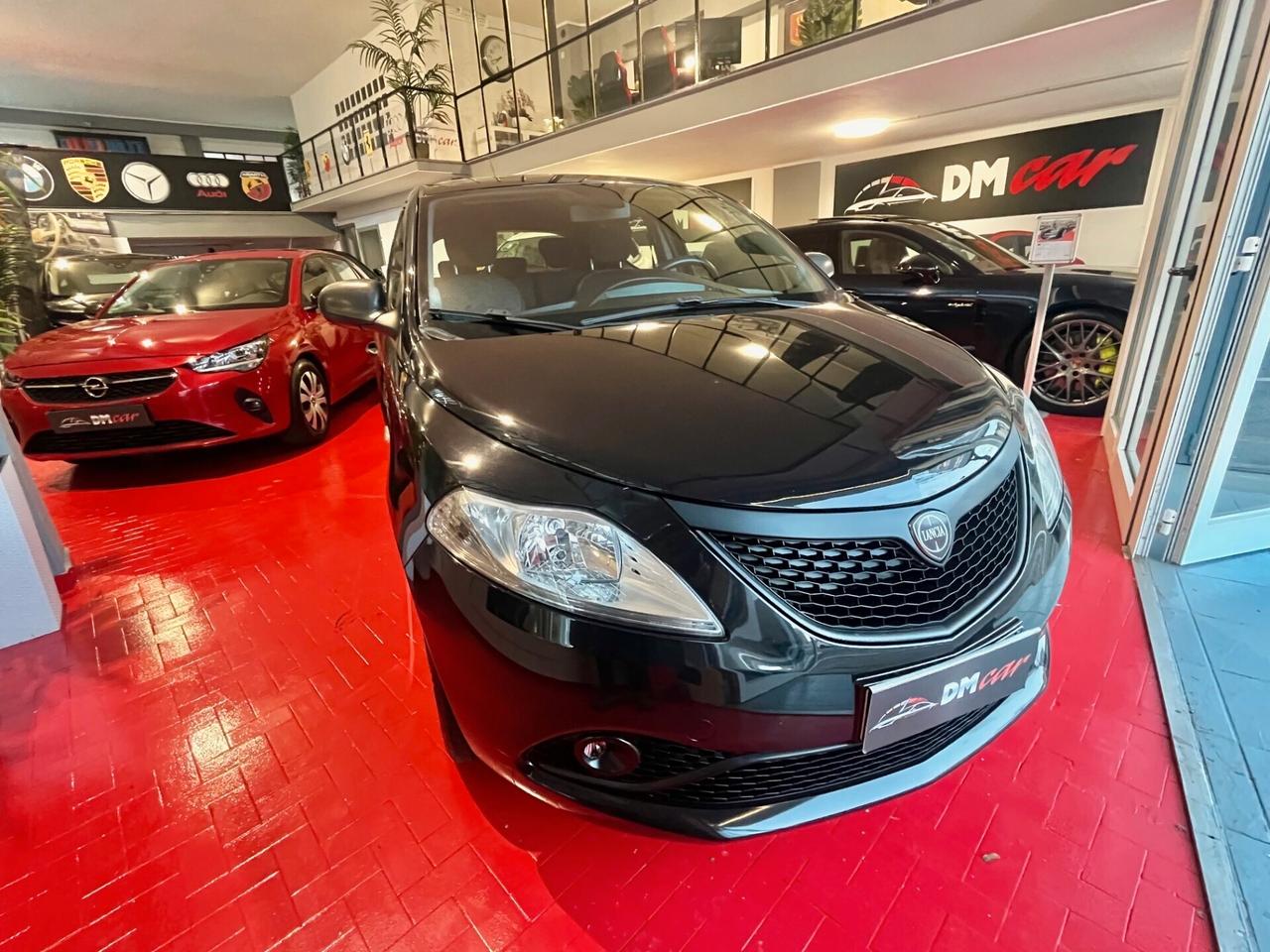 Lancia Ypsilon 1.2 69 CV 5 porte GPL Ecochic Elefantino Blu OK NEOPATENTATI