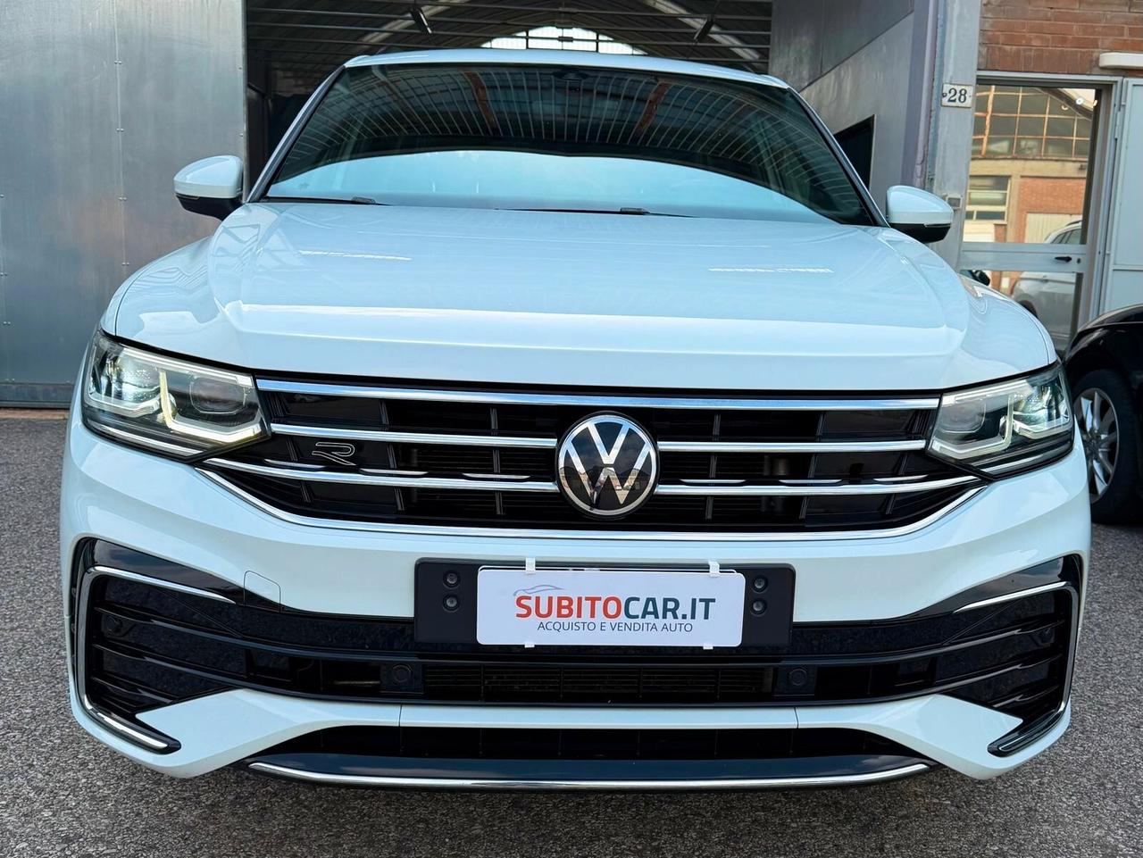 Volkswagen Tiguan 2.0 TDI 150 CV SCR DSG R-Line