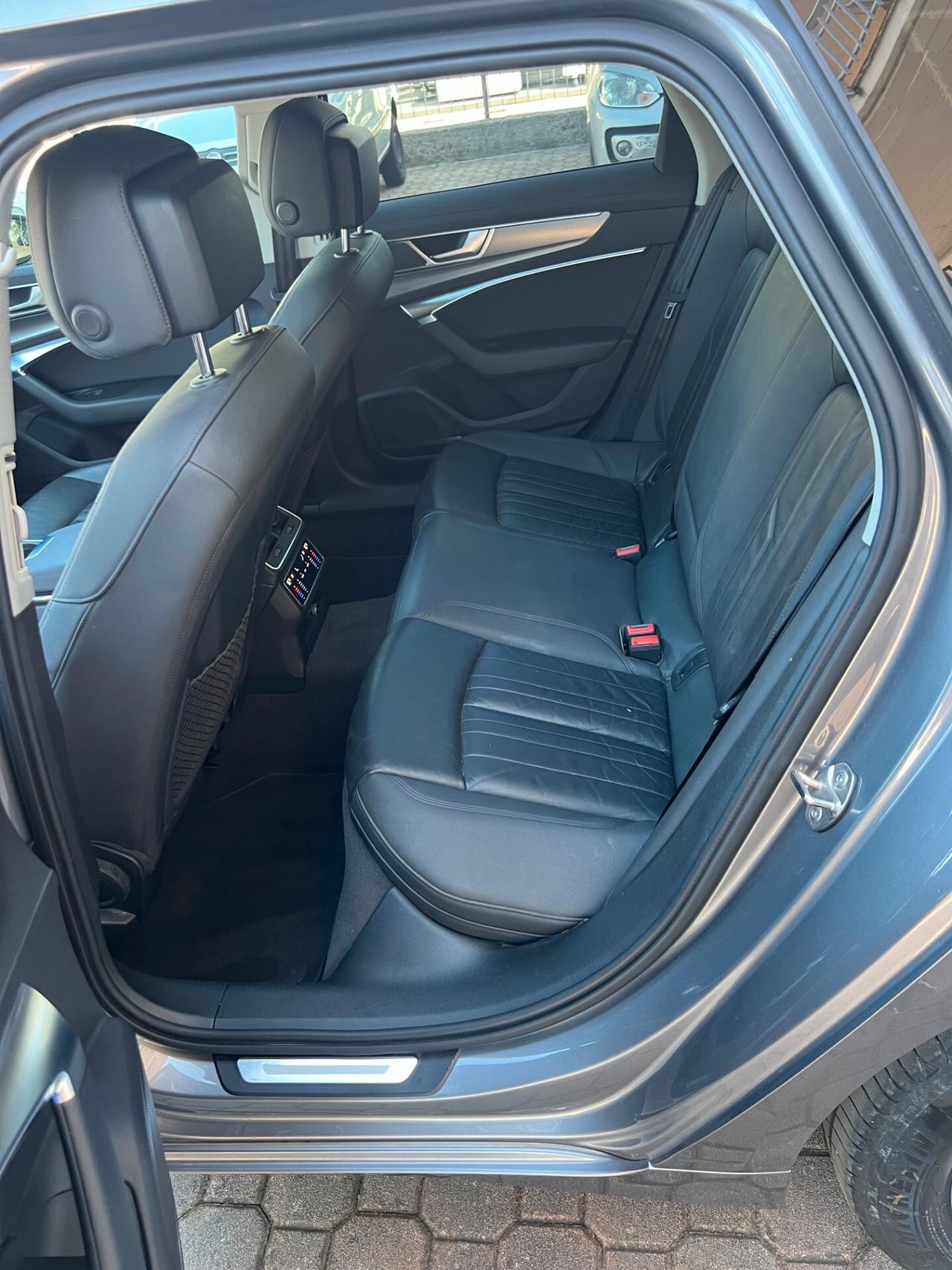Audi A6 40 2.0 TDI quattro ultra S tronic Business Design