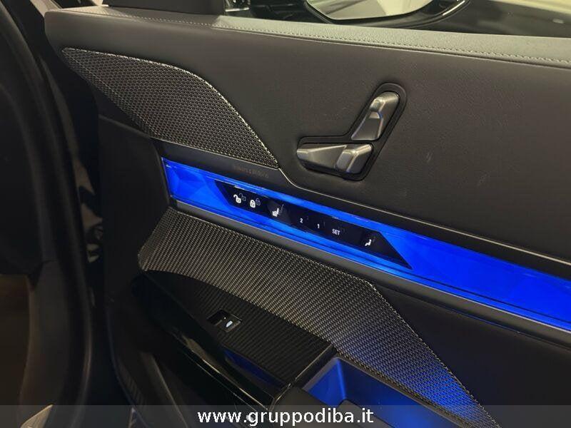 BMW Serie 7 G70 i7 xdrive60 MSport