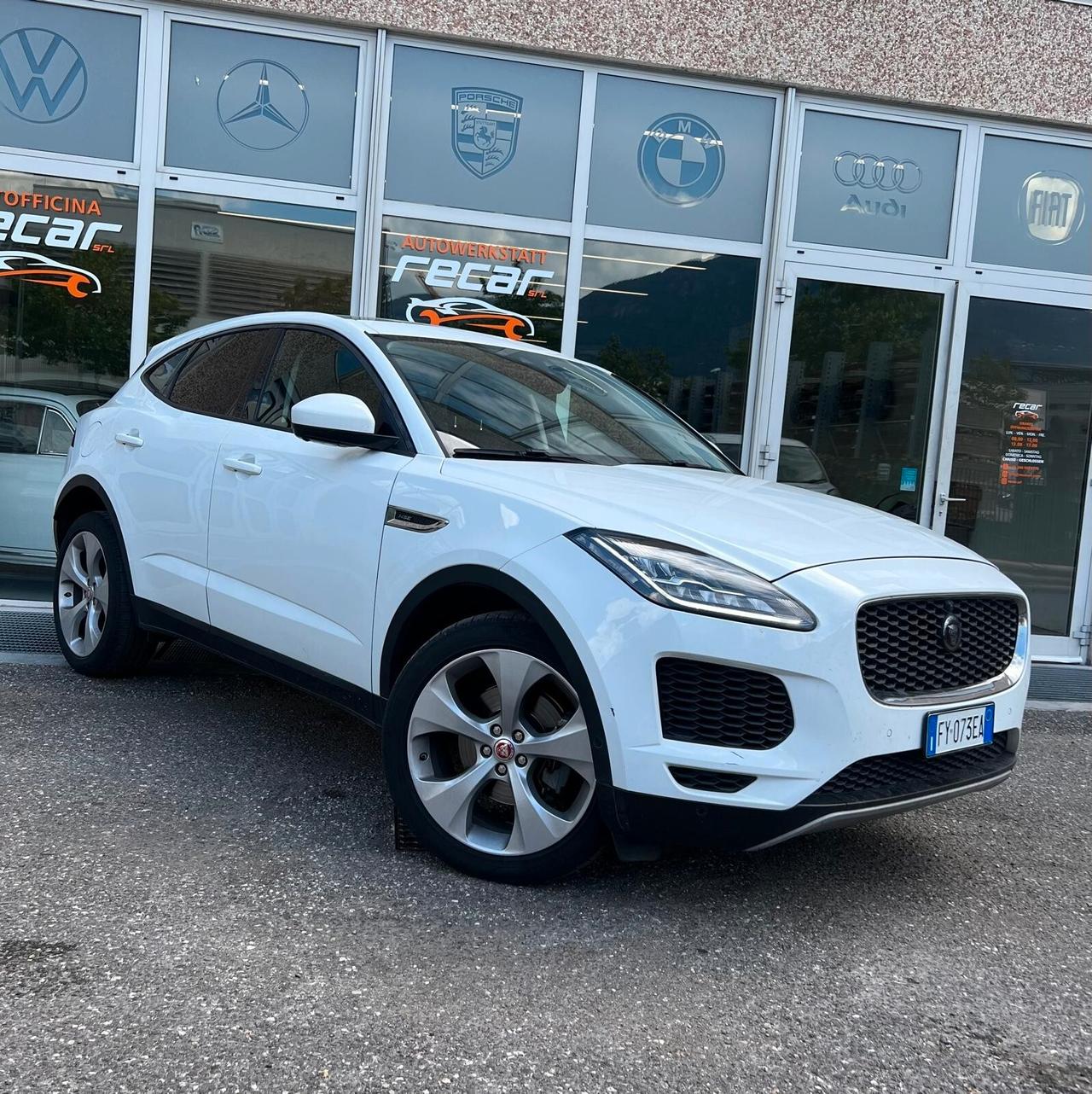 Jaguar E-Pace 2.0D 180 CV AWD AUTO. R-Dynamic HSE