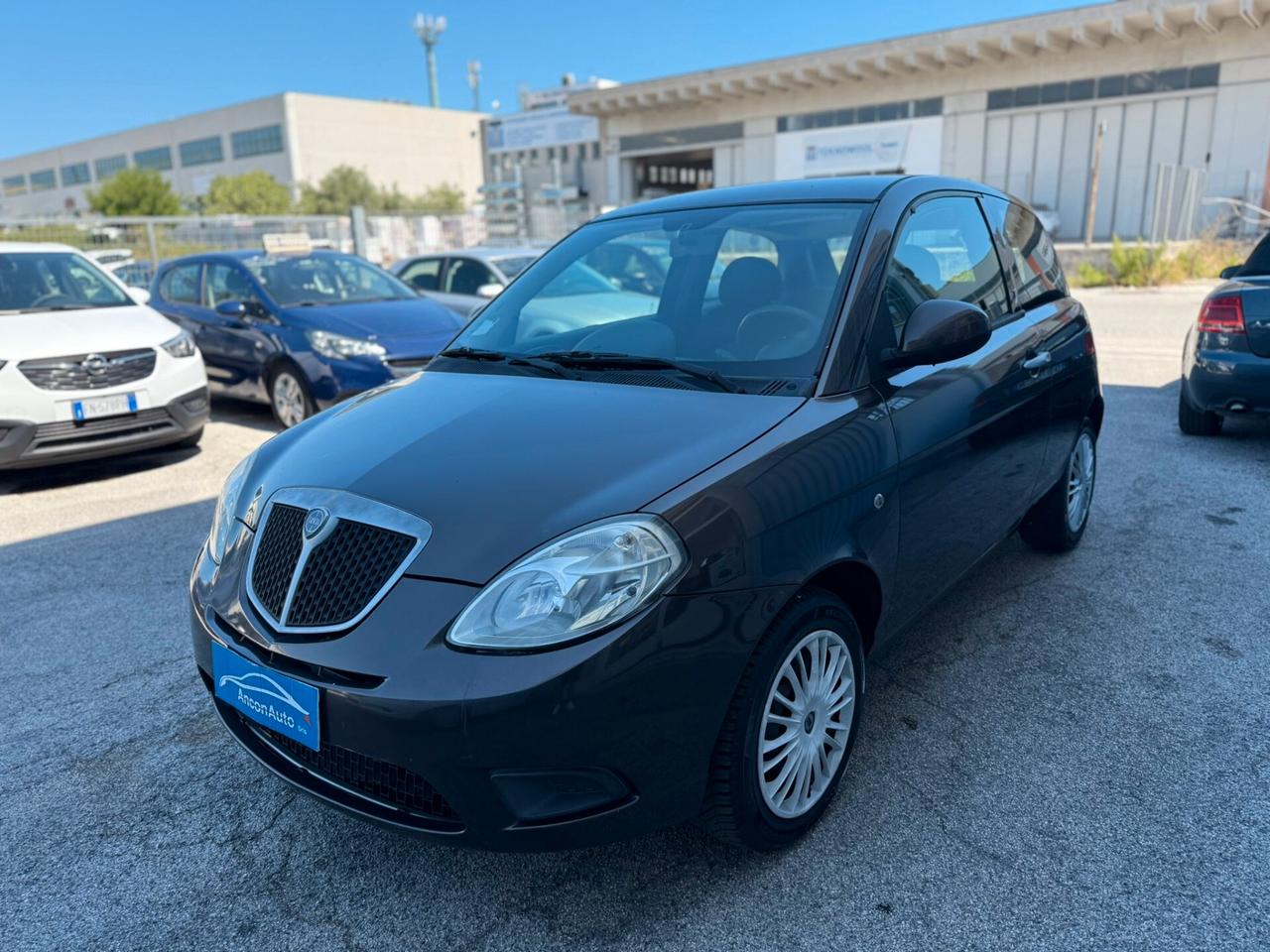 Lancia Ypsilon 1.3 MJT X NEOPATENTATI 2010