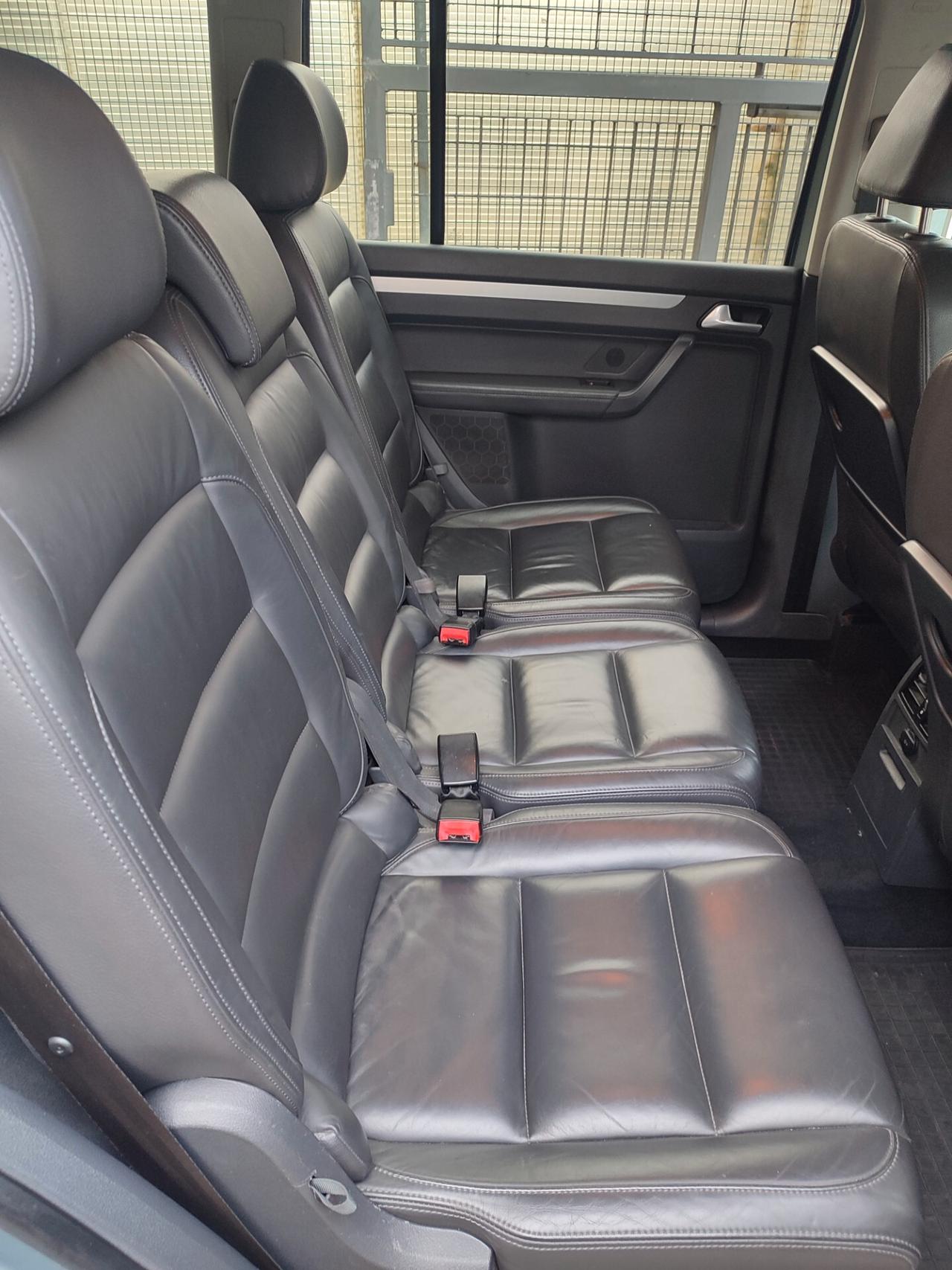 VOLKSWAGEN TOURAN 2009 2.0DIESEL 7POSTI FULL OPT.