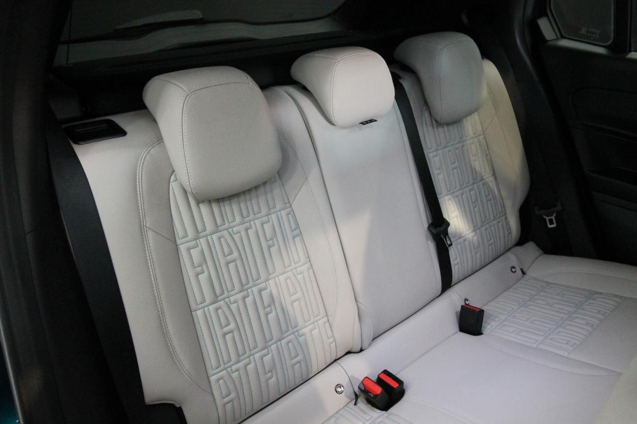 FIAT 600 1.2 HYBRID LA PRIMA 110 CV