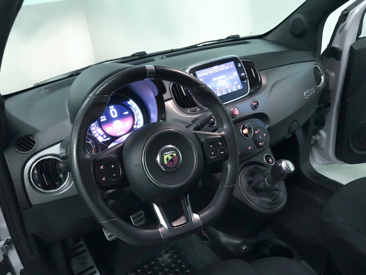 Abarth 595 1.4 Turbo T-Jet 165 CV Pista