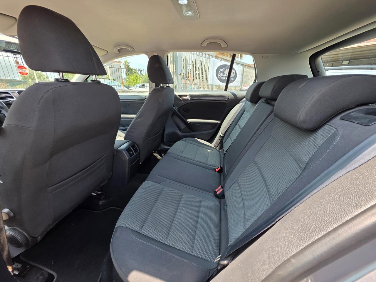 Volkswagen Golf 1.6 TDI DPF 5p. Highline