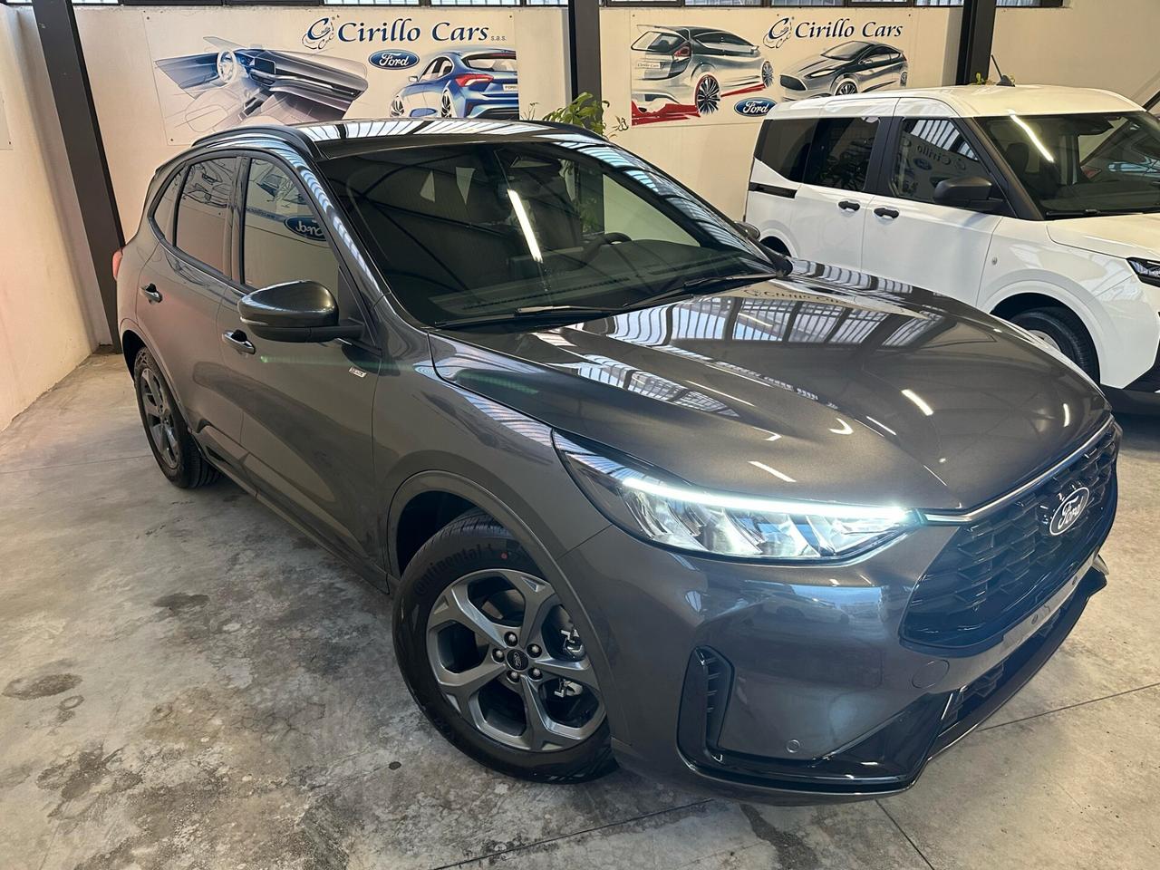 Ford Kuga 2.5 Full Hybrid 180CV 2WD ST-Line