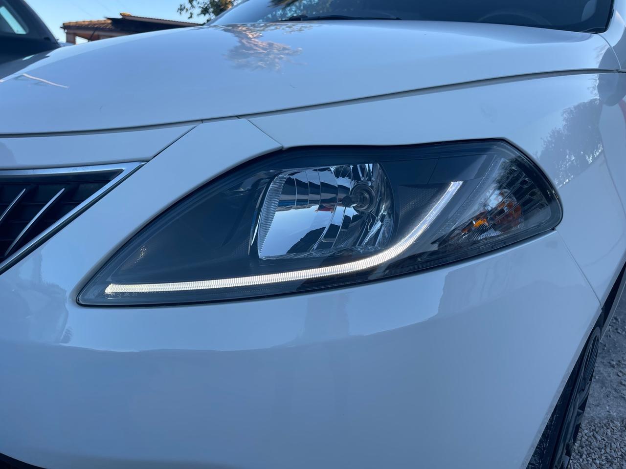 Lancia Ypsilon Gold Hybrid 1.0 FireFly 70cv