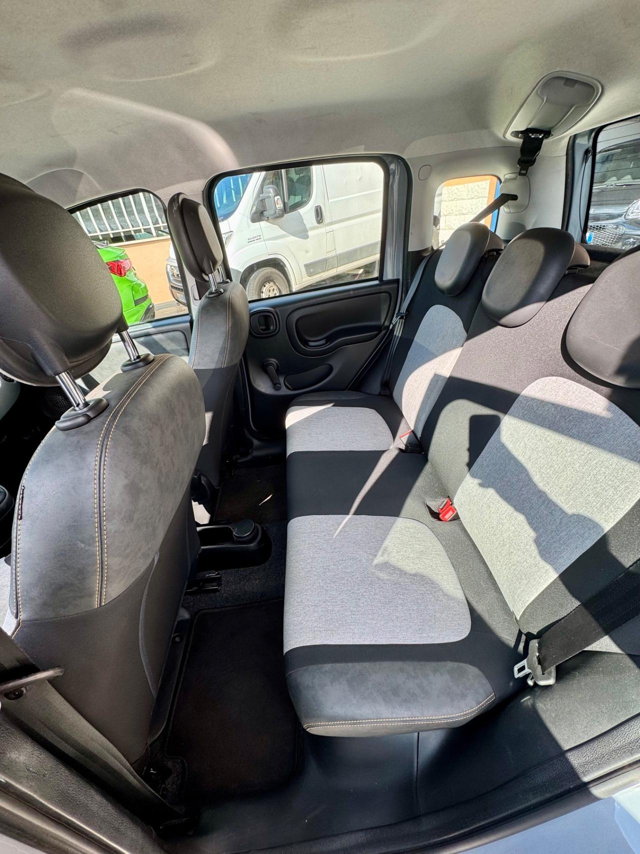 Fiat Panda 1.0 FireFly S&S Hybrid City Cross