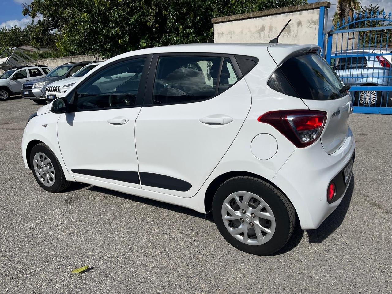 Hyundai i10-1.0 benzina - full-2018