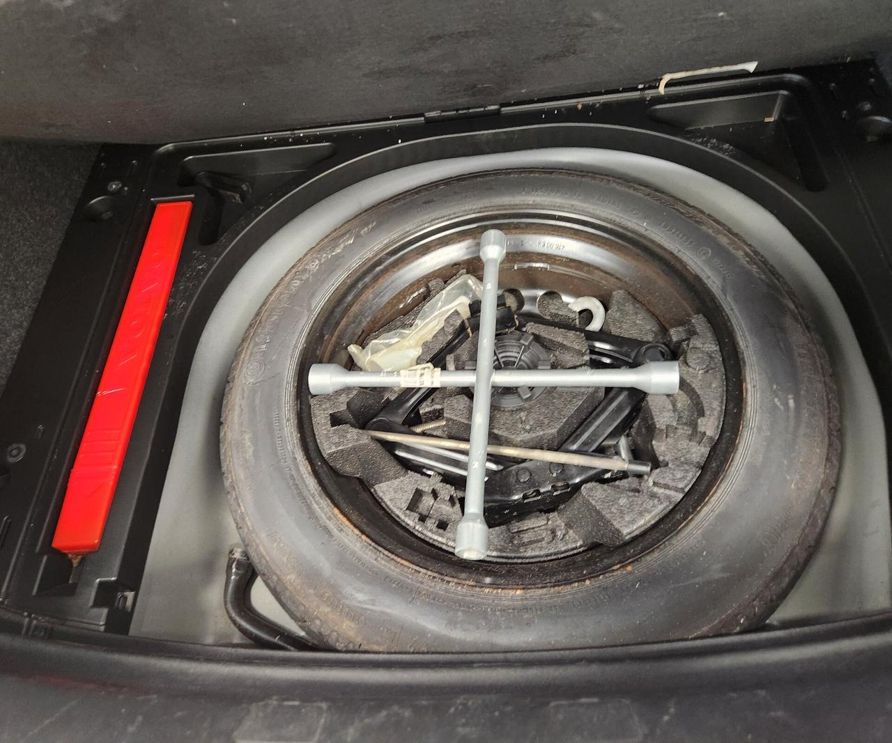 Volvo V40 D4 Geartronic R-design Kinetic