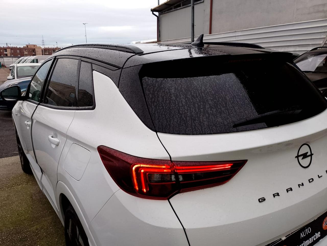 Opel Grandland 1.6 PHEV aut. FWD Business Elegance