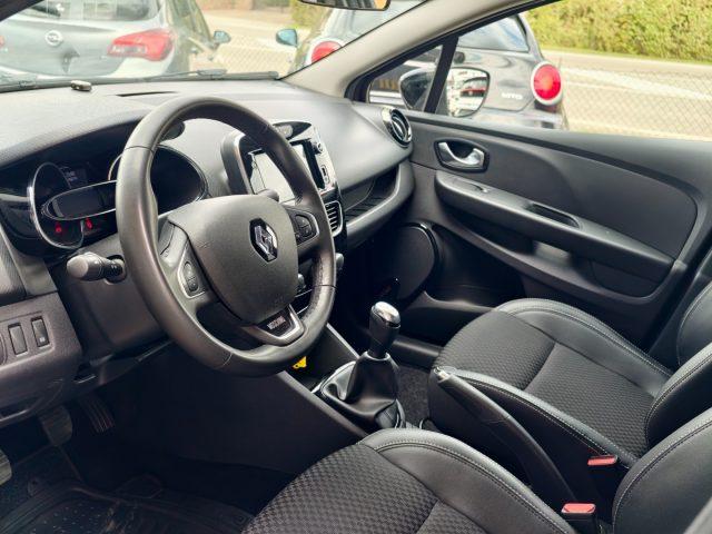 RENAULT Clio Sporter TCe 12V 75 CV Moschino Zen