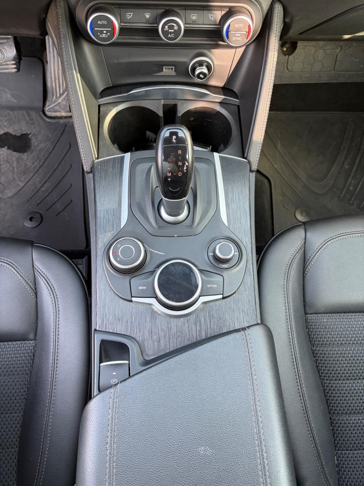 Alfa Romeo Stelvio 190 CV AT8 Q4 Executive