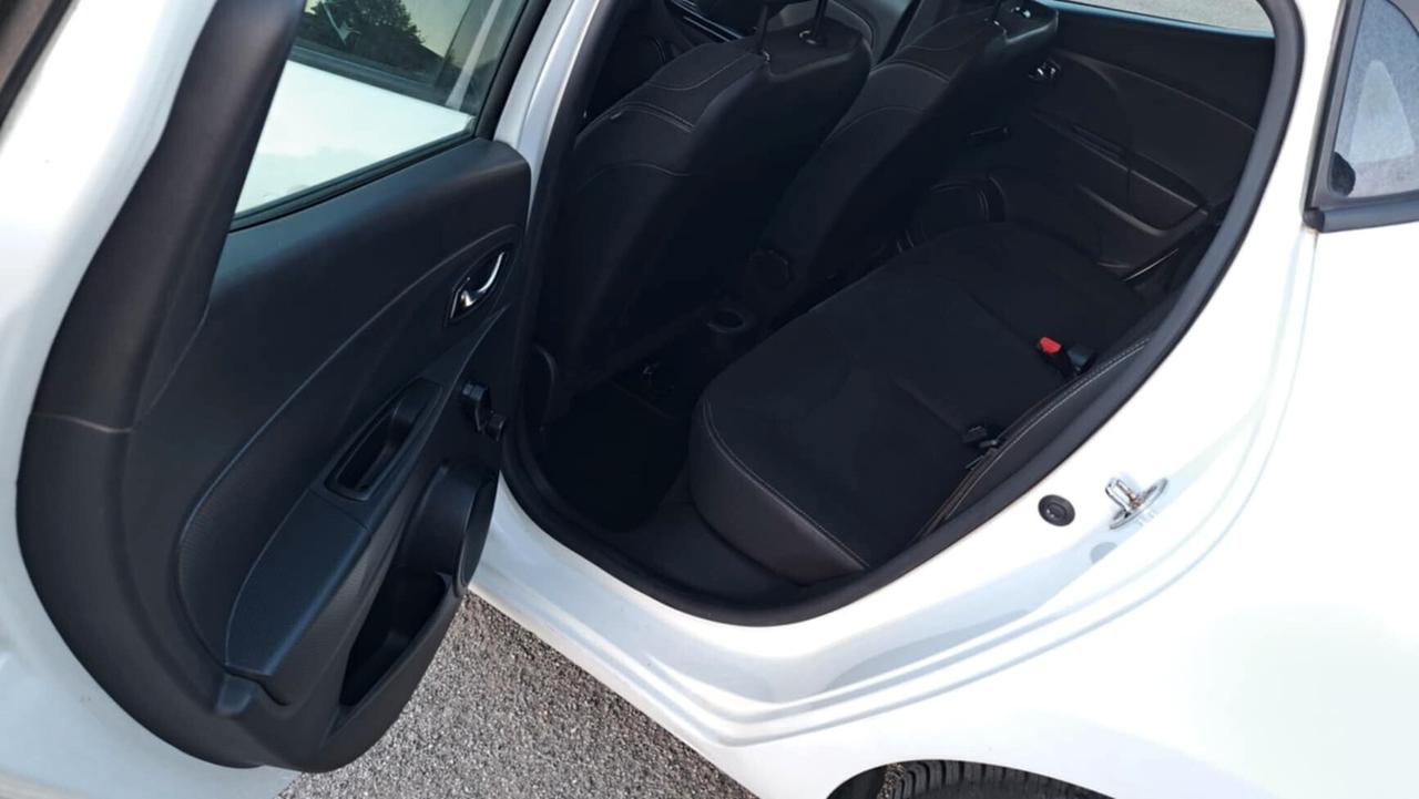 Renault Clio 1.2 75CV 5 porte Live