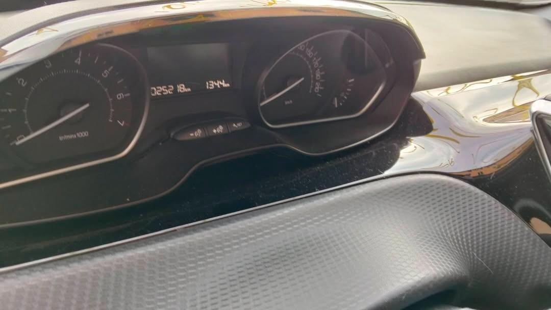 Peugeot 2008 PureTech Turbo 110 S&S Allure