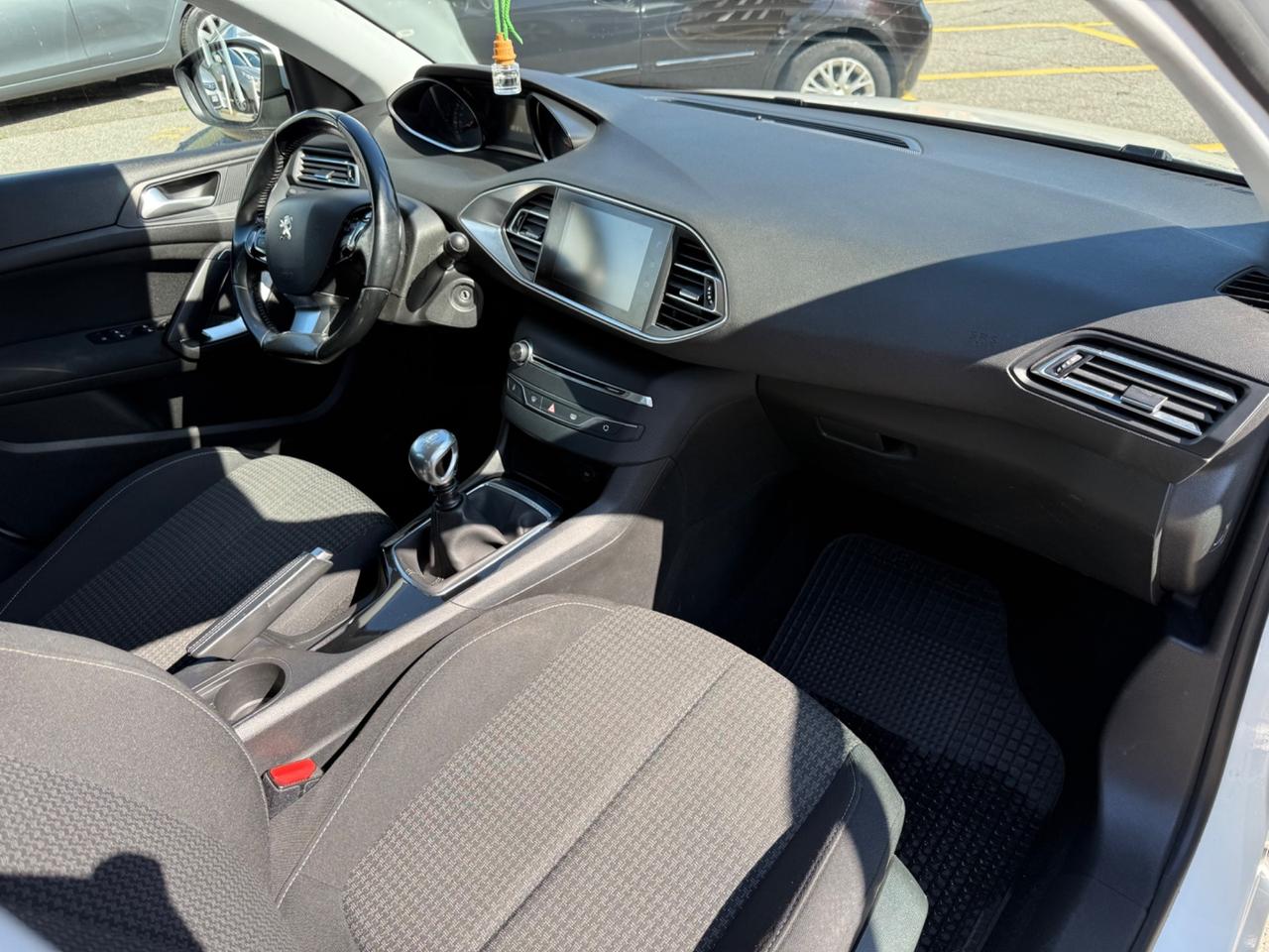 Peugeot 308 BlueHDi 130 S&S Active