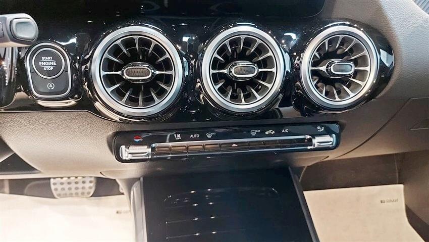 Mercedes-benz GLA 200d Automatic AMG Line Premium Plus