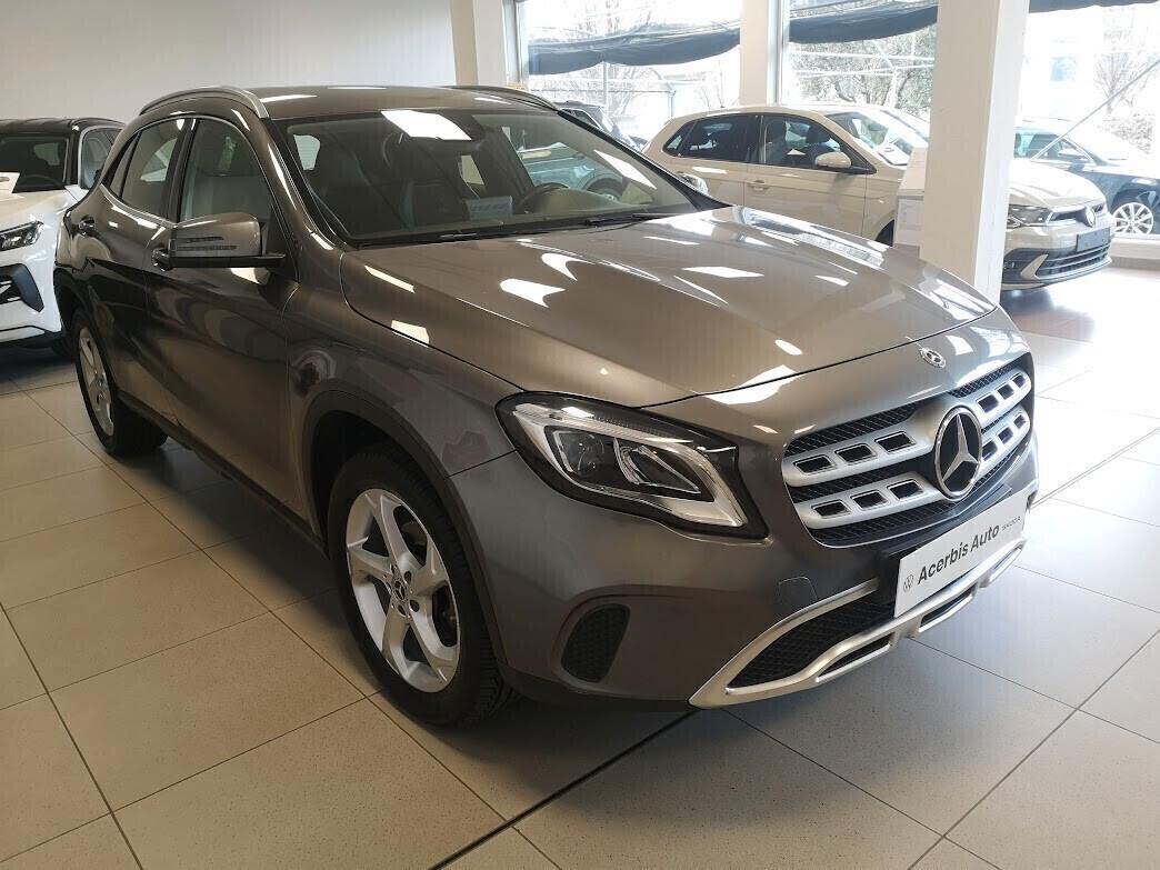 Mercedes-benz GLA 200 180 d Sport 4 MATIC