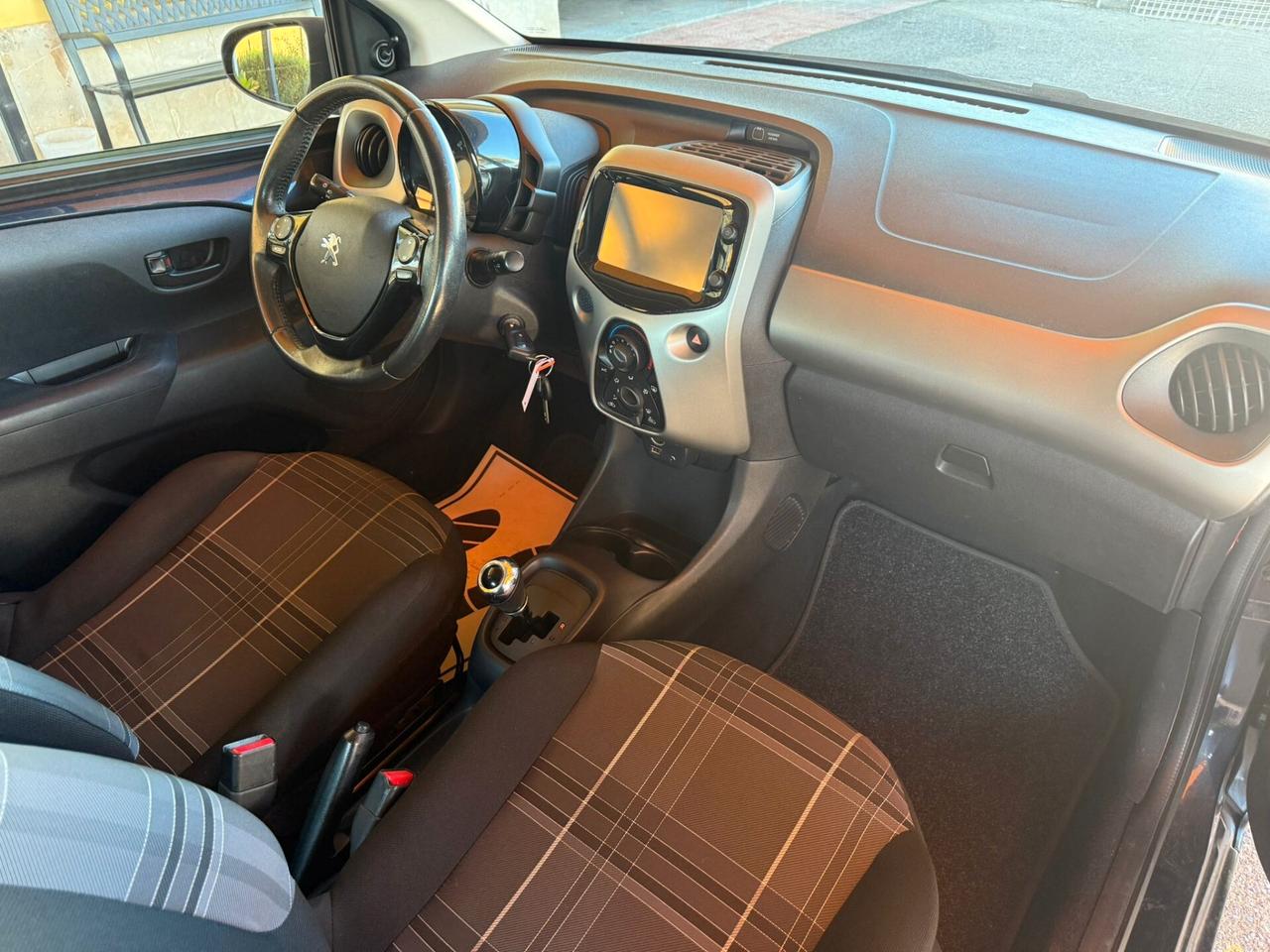 Peugeot 108 VTi 68 5 porte Allure