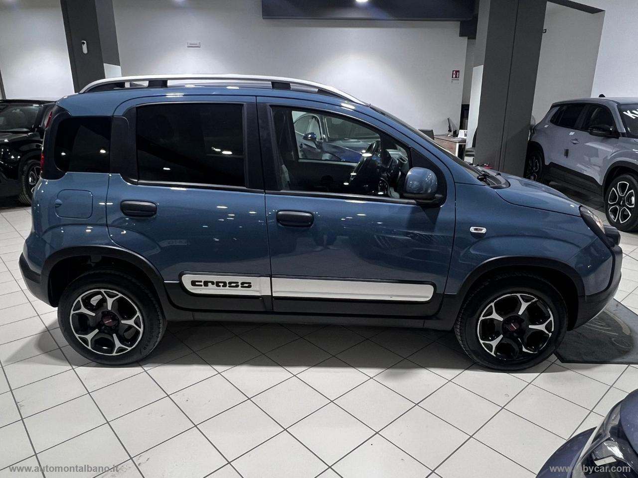 FIAT Panda Cross 0.9 TwinAir T. Natural Power