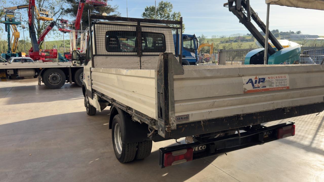 232 - Iveco 35/E4 Ribaltabile Trilaterale