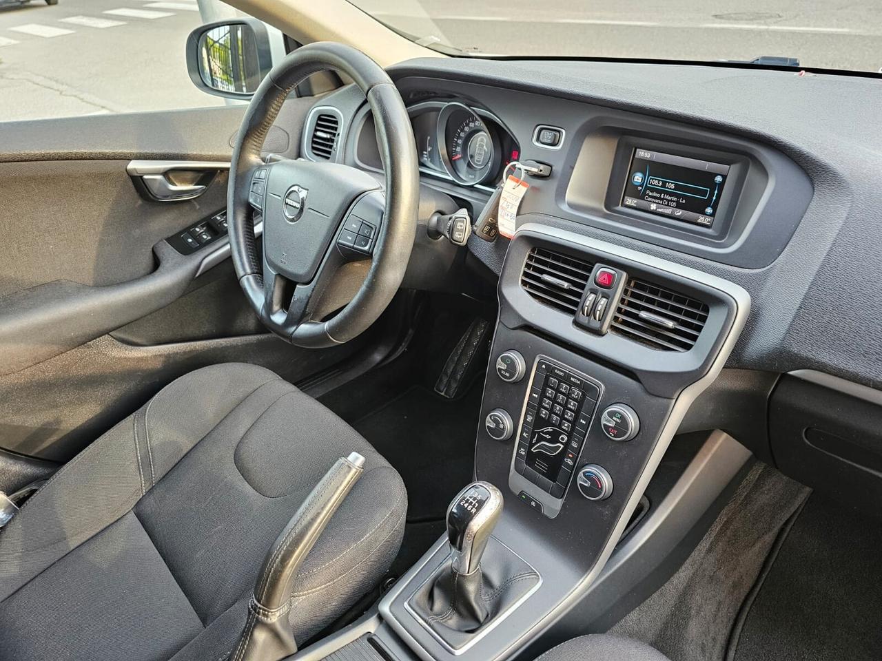 Volvo V40 2.0 D2 Kinetic*Clima*Cerchi*Euro6*Unipro*