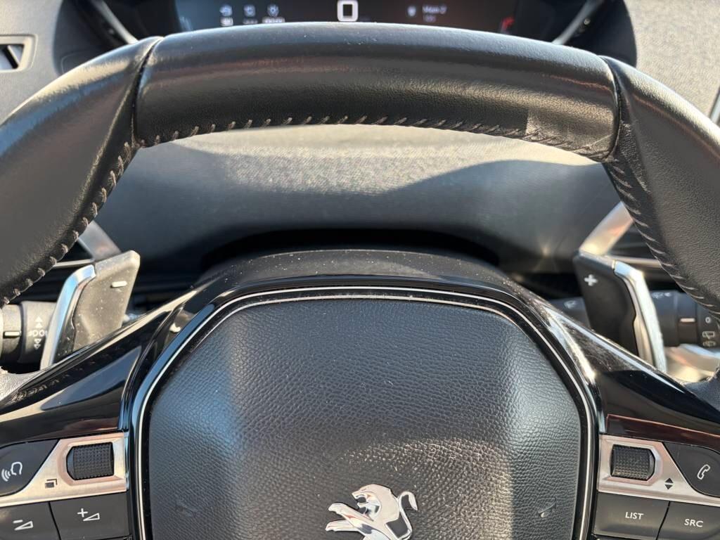 Peugeot 3008 BlueHDi 130 S&S EAT8 Active