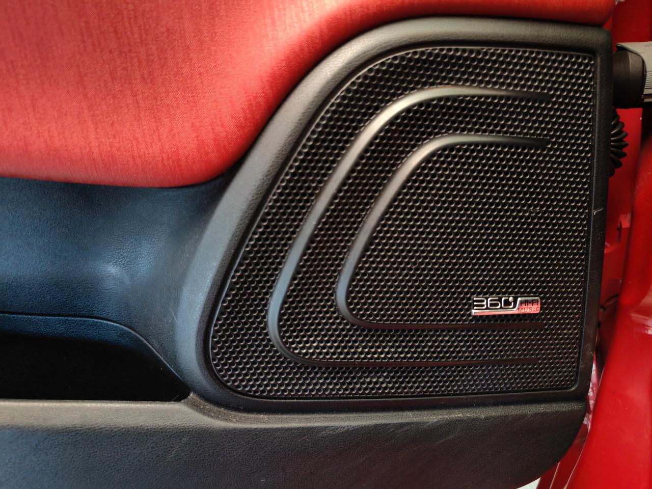 Lancia Ypsilon 1.2 69 CV 5 porte S&S Black&Red