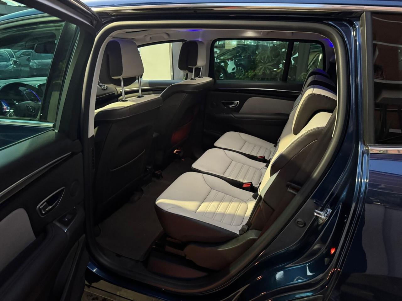 RENAULT Espace Blue dCi 160CV EDC Executive