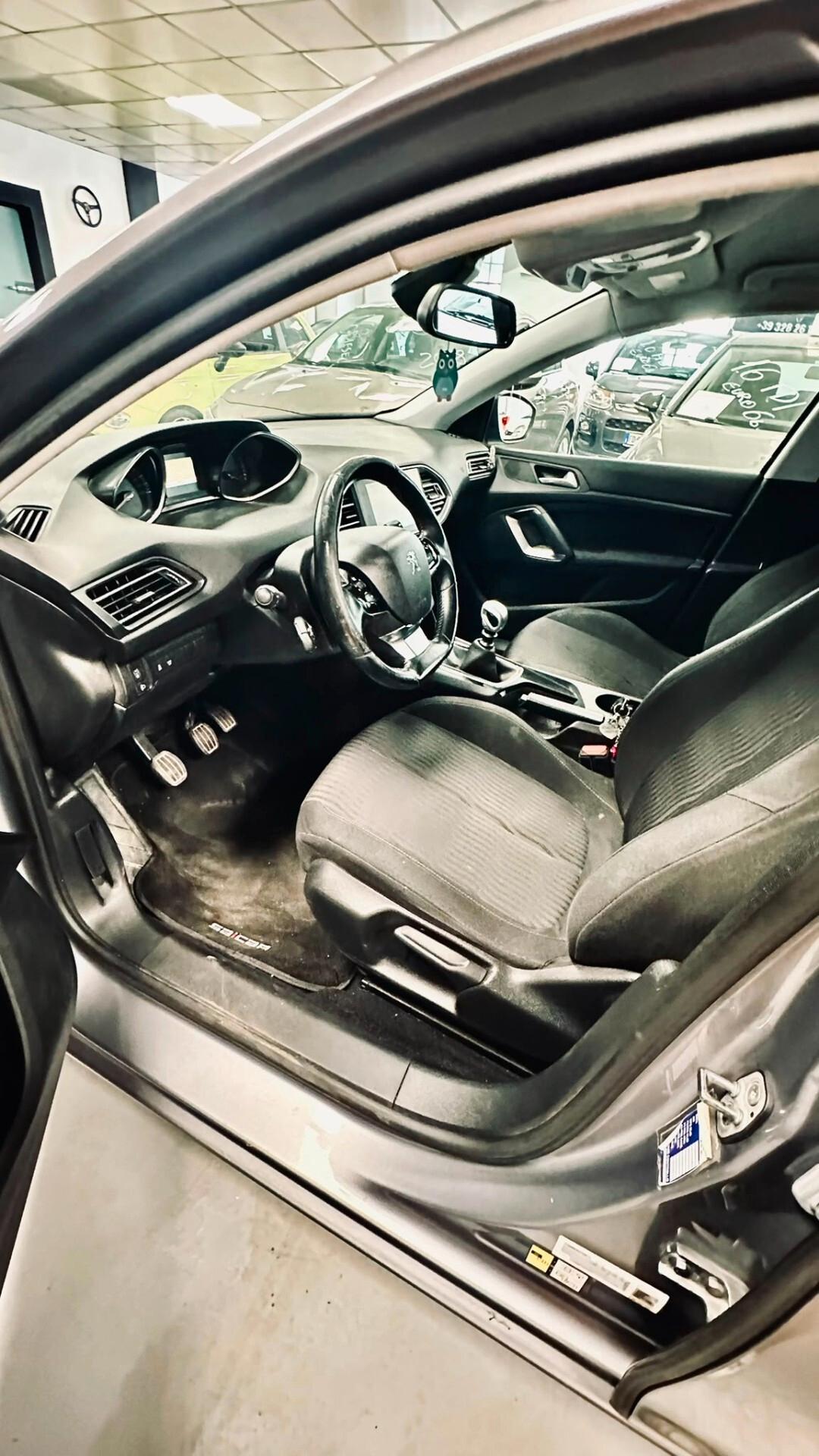Peugeot 308 BlueHDi 120 S&S EAT6 SW GT Line