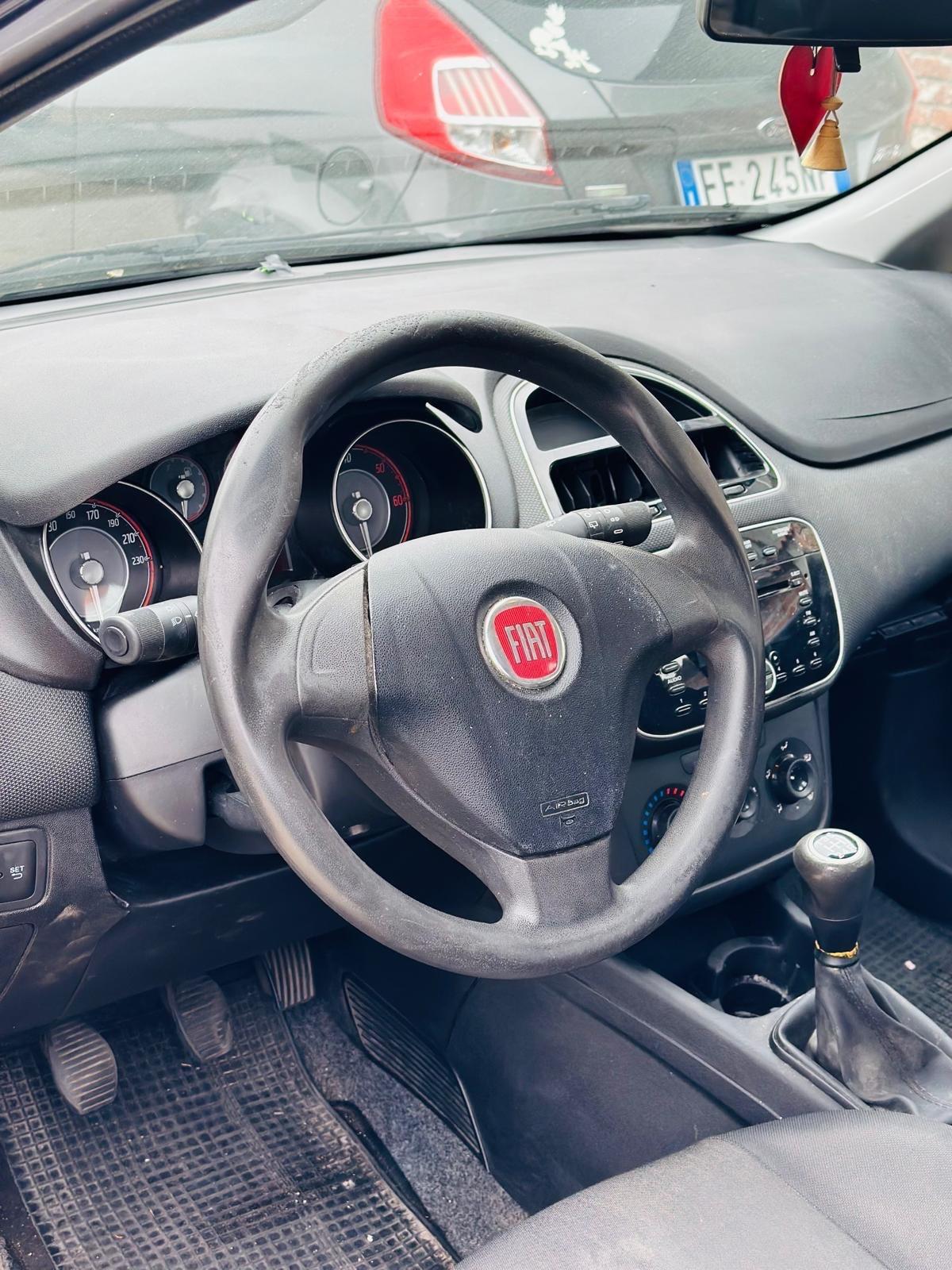 Fiat Punto 1.3 MJT II 75 CV 5 porte Street