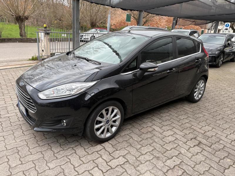 Ford Fiesta 5 Porte Fiesta 5p 1.6 tdci Titanium 95cv OK NEOPATENTATO
