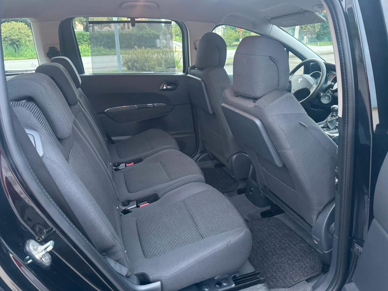 Peugeot 5008 1.6 Hdi 120 cv 7 Posti Accetto Permute