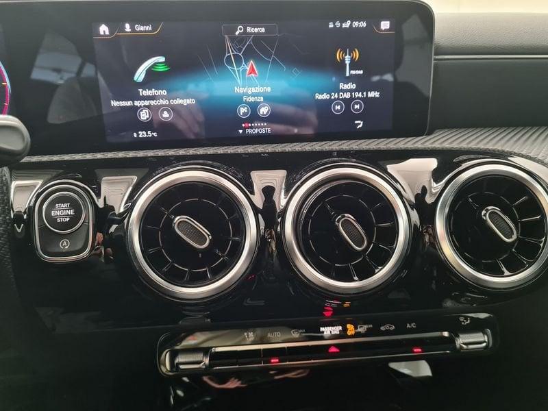 Mercedes-Benz CLA 180 d Automatic Business