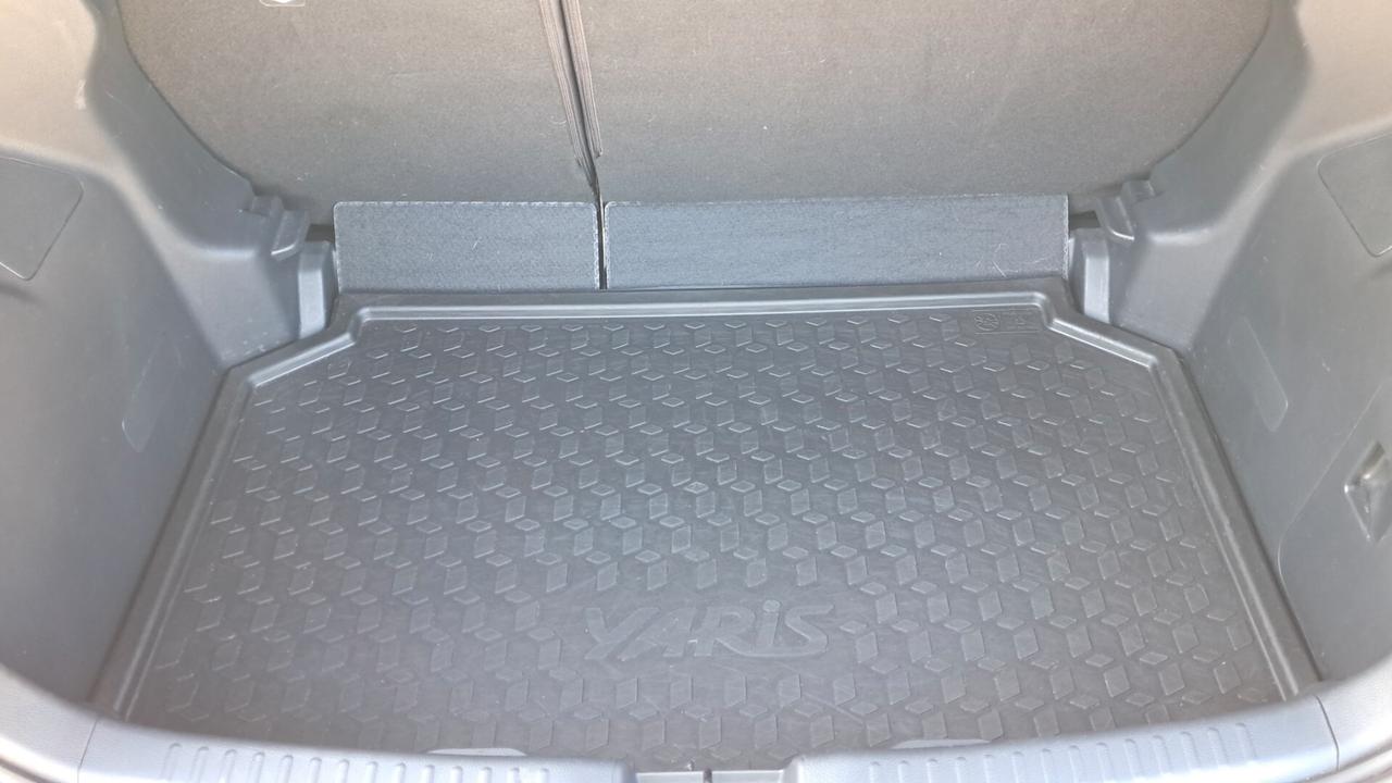 Toyota Yaris 1.5 Hybrid 5 porte Premiere